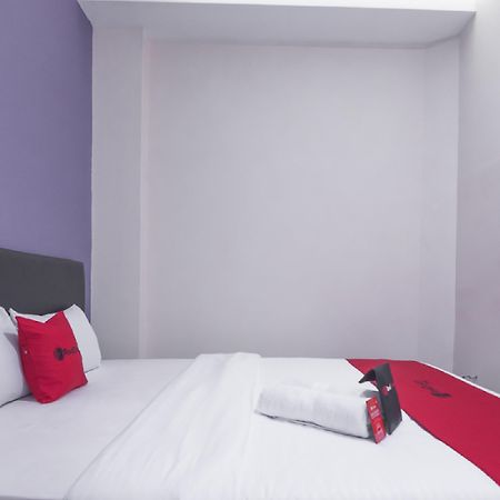 Hotel Reddoorz Near Itc Mangga Dua Jakarta Exteriér fotografie