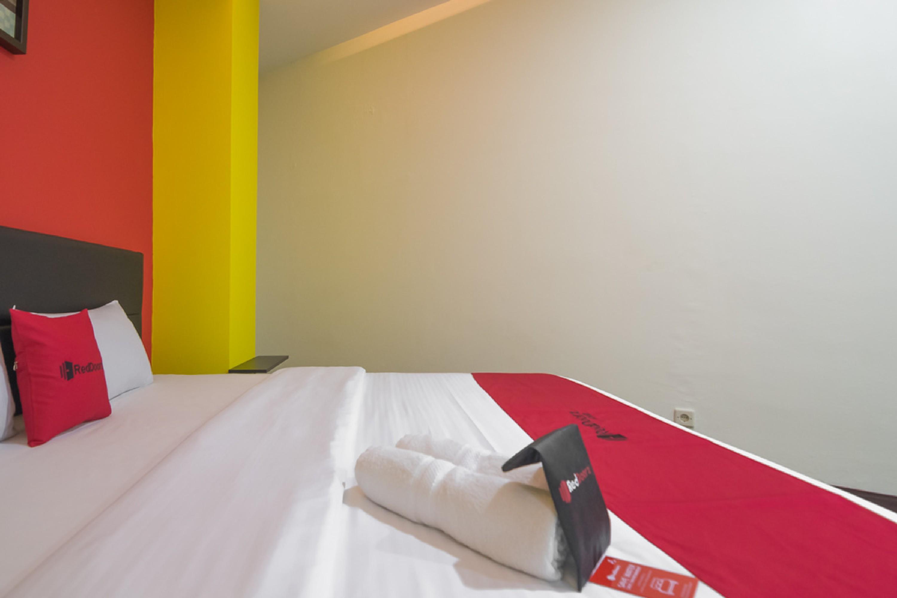 Hotel Reddoorz Near Itc Mangga Dua Jakarta Exteriér fotografie
