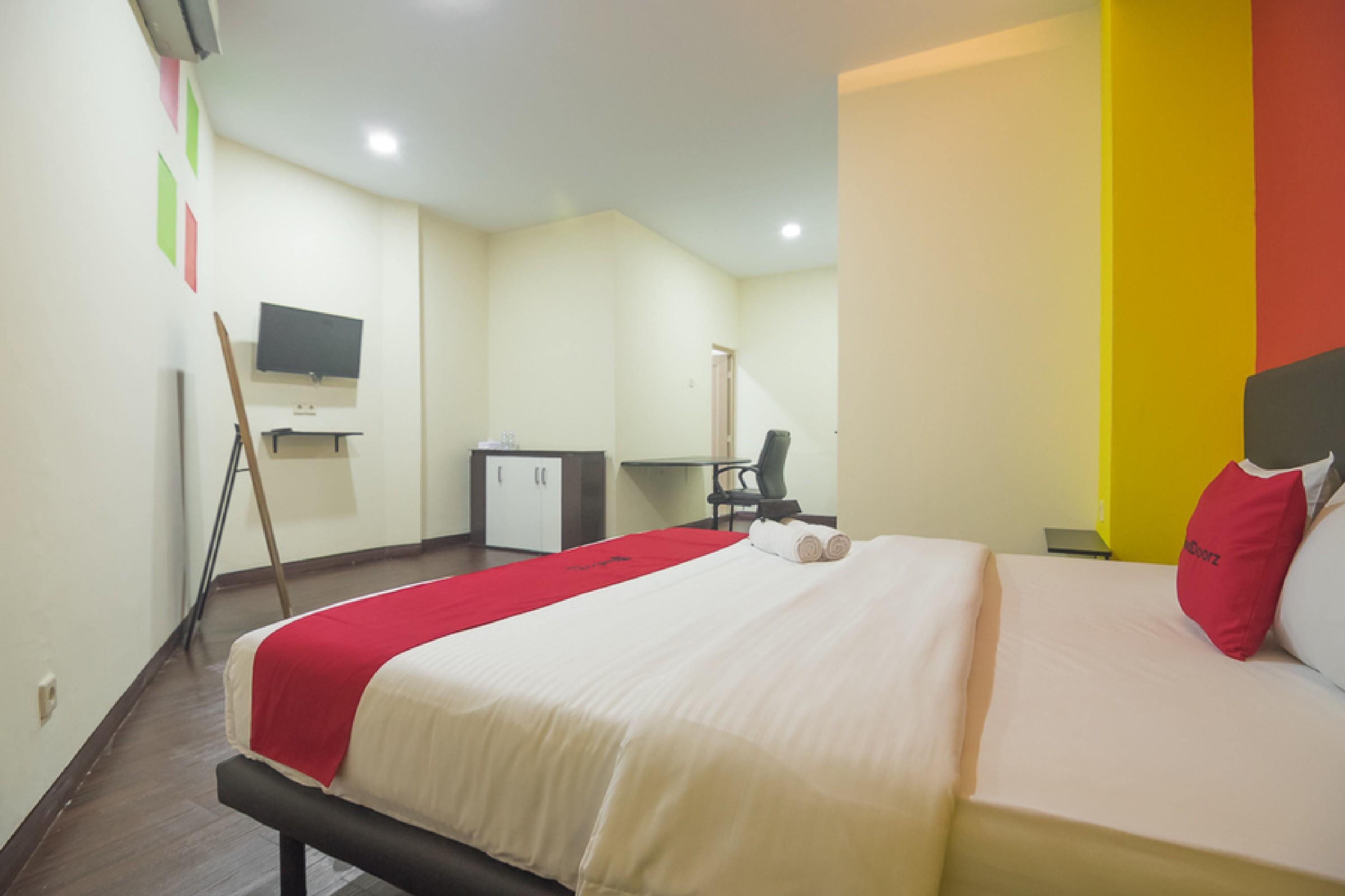 Hotel Reddoorz Near Itc Mangga Dua Jakarta Exteriér fotografie