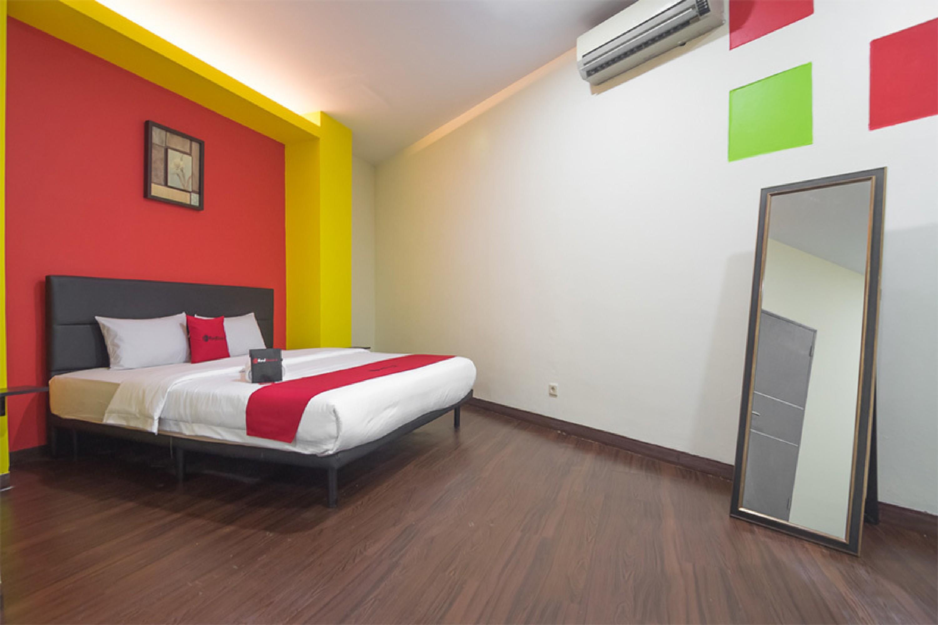 Hotel Reddoorz Near Itc Mangga Dua Jakarta Exteriér fotografie