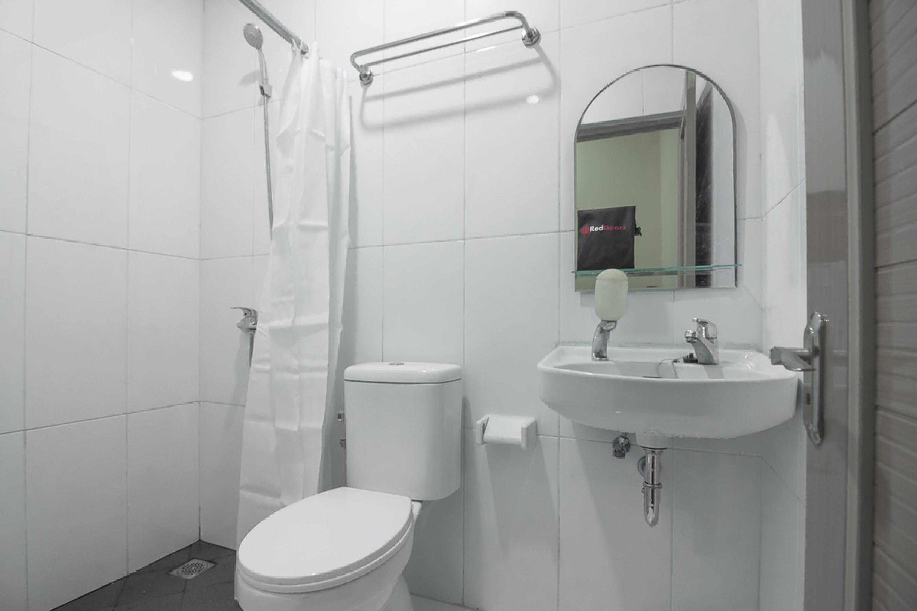 Hotel Reddoorz Near Itc Mangga Dua Jakarta Exteriér fotografie