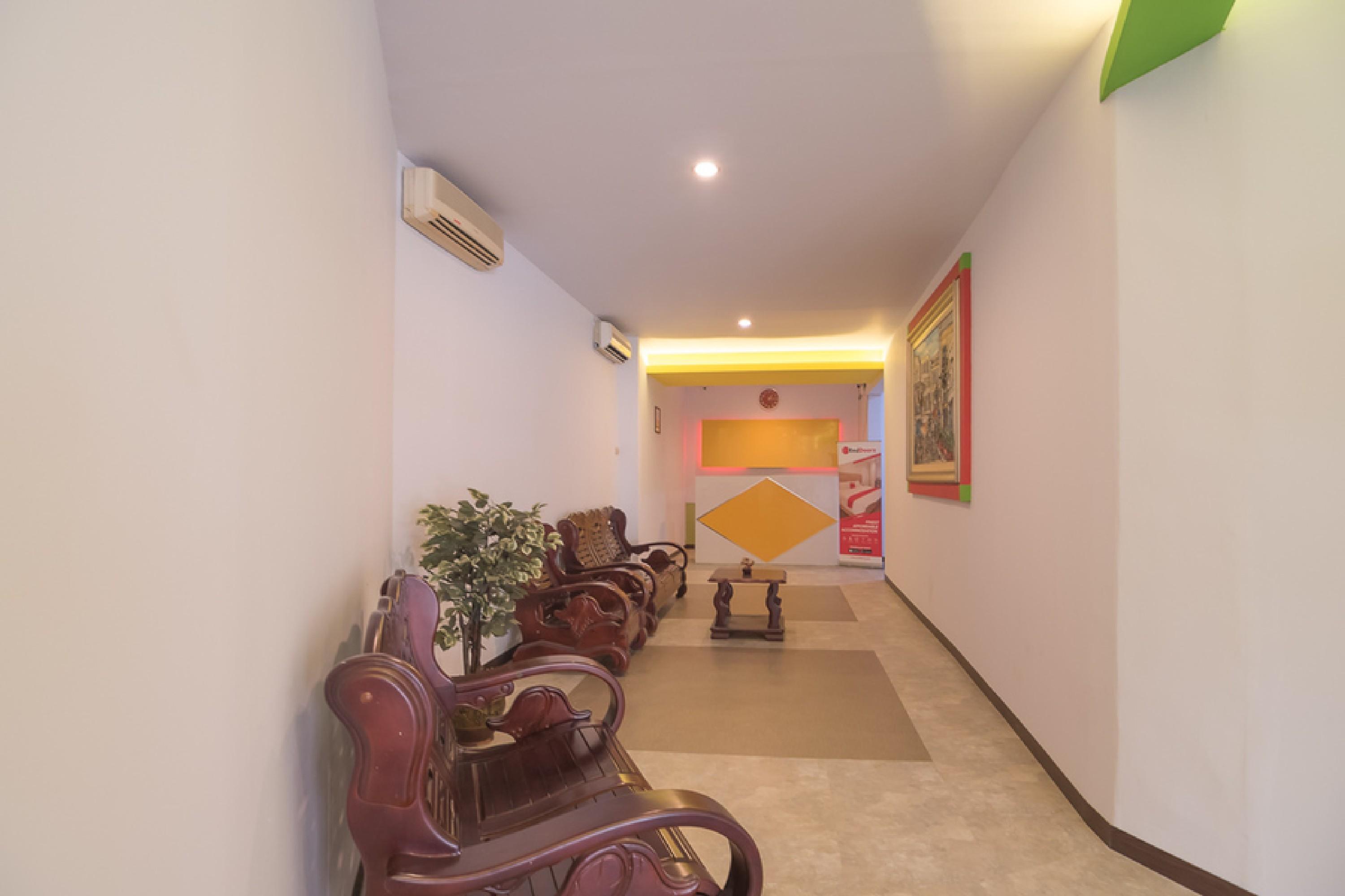 Hotel Reddoorz Near Itc Mangga Dua Jakarta Exteriér fotografie