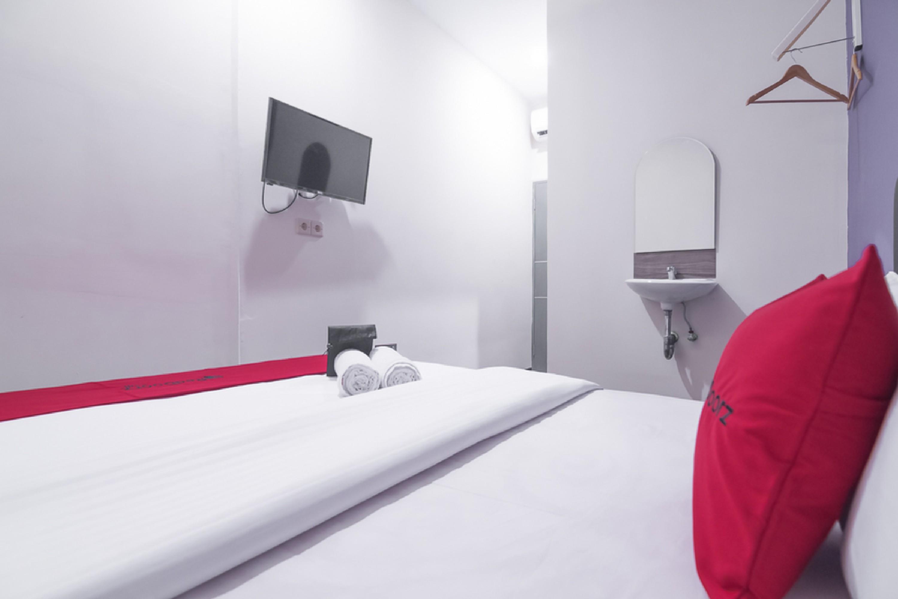 Hotel Reddoorz Near Itc Mangga Dua Jakarta Exteriér fotografie