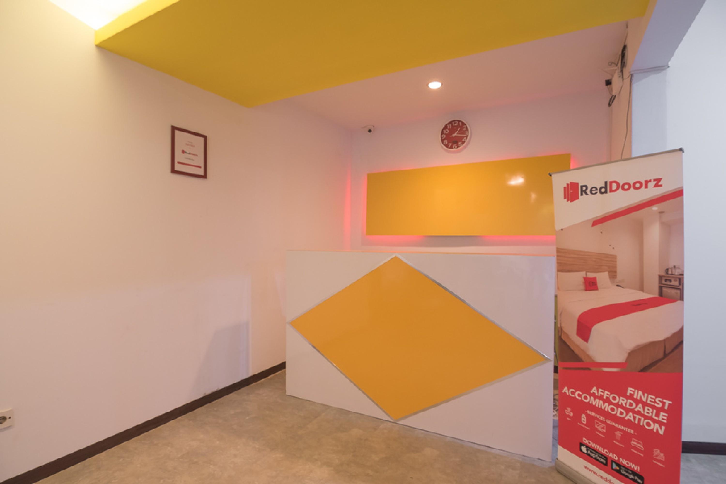 Hotel Reddoorz Near Itc Mangga Dua Jakarta Exteriér fotografie
