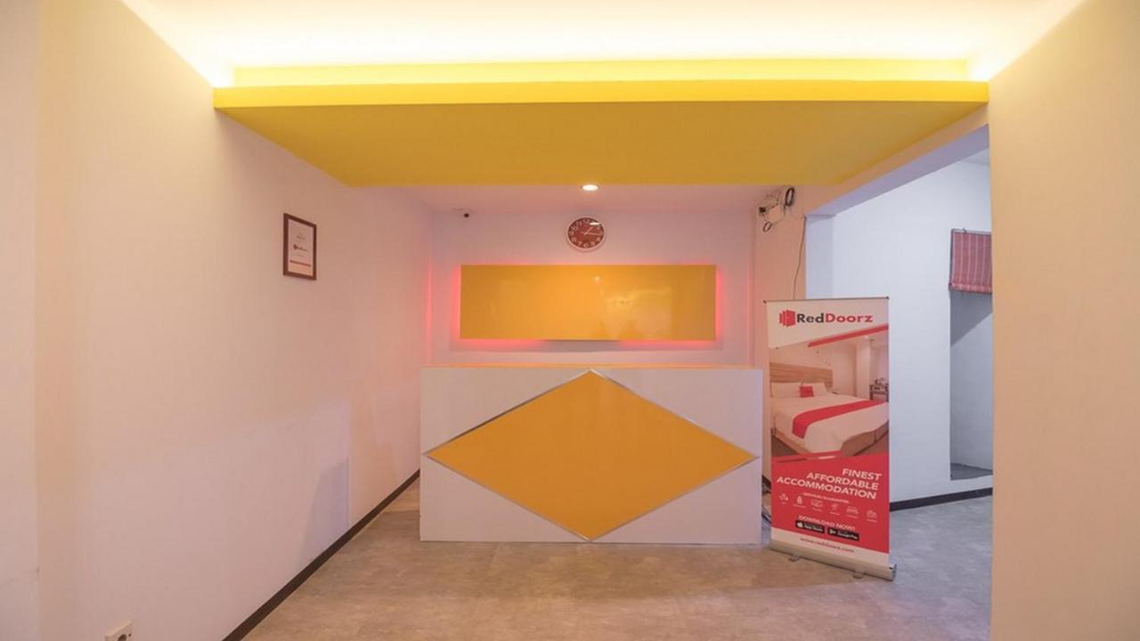 Hotel Reddoorz Near Itc Mangga Dua Jakarta Exteriér fotografie