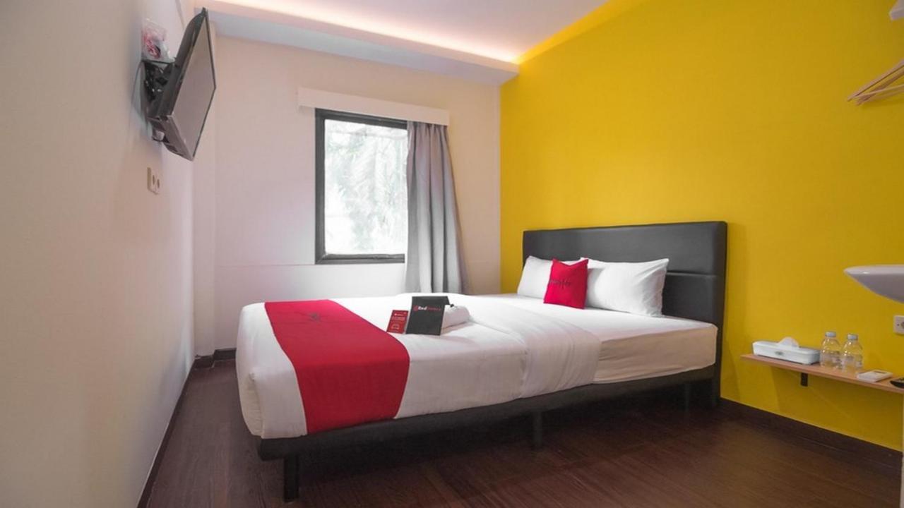 Hotel Reddoorz Near Itc Mangga Dua Jakarta Exteriér fotografie